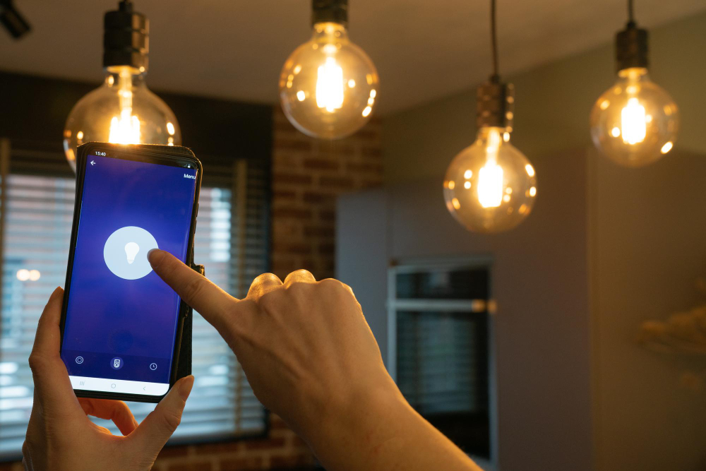 How to Install a Smart Lighting System With the Help of Local Electrical Contractors